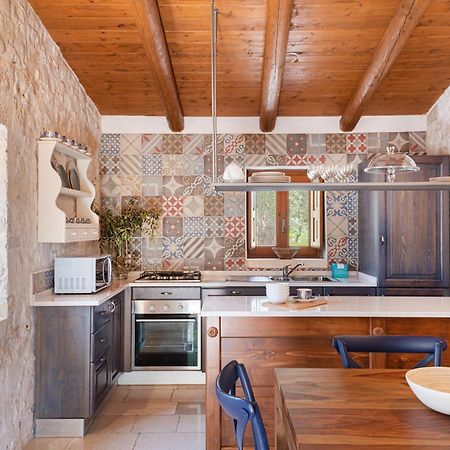 Trullo Fantastico Villa Castellana Grotte Kültér fotó